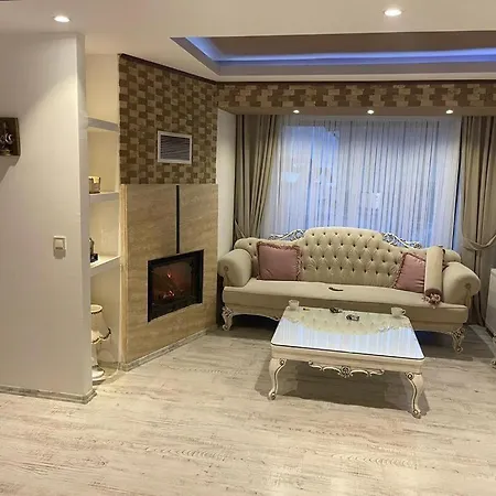 빌라 Fascinating Villa Near Sapanca Lake With Jacuzzi And Shared Pool In Sapanca